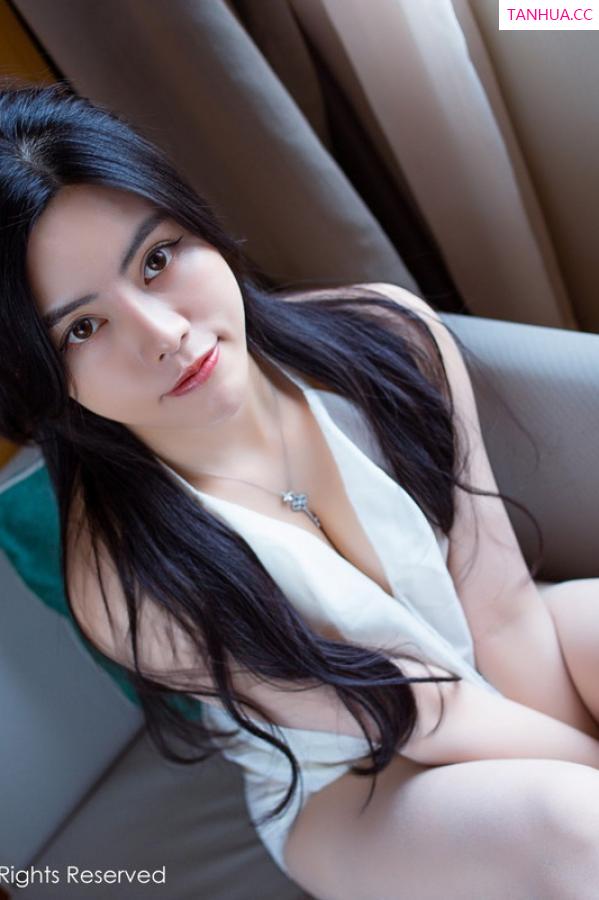白甜  [XiuRen]高清写真图 2022.11.30 No.5929 白甜 美腿丰腴第6张图片